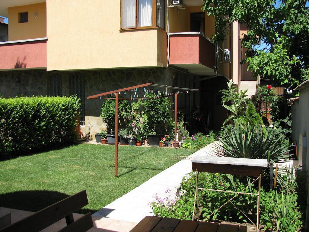 Chervenkov Guest House Chernomorets Bagian luar foto